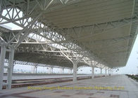 ट्रेन स्टेशन पूर्वनिर्मित स्टील संरचनाएं उच्च विरोधी जंग प्रदर्शन